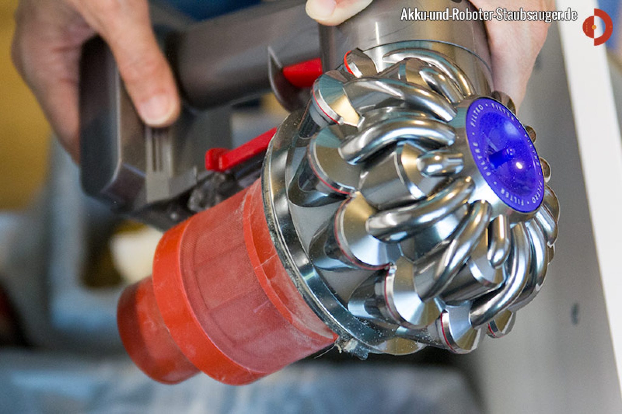 Dyson V6 Total Clean Filter Akku und RoboterStaubsauger