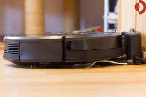 irobot-roomba-980-900er-Serie-Test-seitenansicht