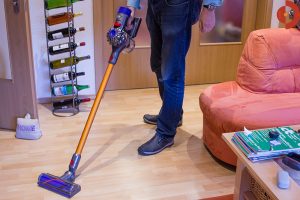 test-dyson-v8-absolute-mann-saugt