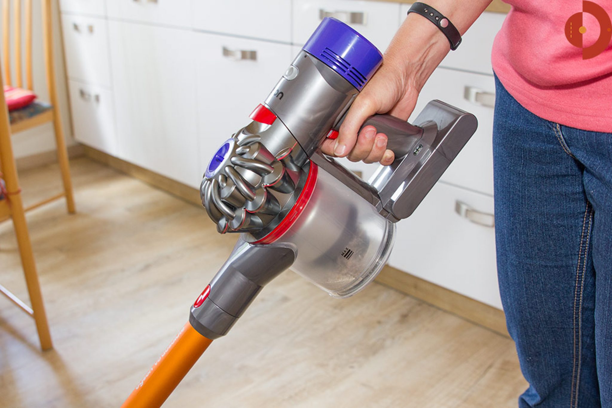 Dyson V8 Absolute im Test Was leistet der LuxusAkkustaubsauger?