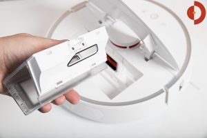 Xiaomi-Roborock-Robotic-Vacuum-Cleaner-Testbericht-Schmutzbehaelter