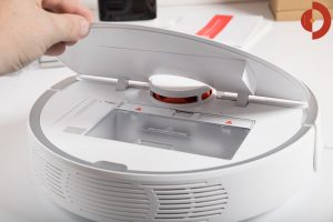 Xiaomi-Roborock-Robotic-Vacuum-Cleaner-Testbericht-Schmutzfach