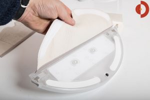 Xiaomi-Roborock-Robotic-Vacuum-Cleaner-Testbericht-Wischtuch-eingeschoben