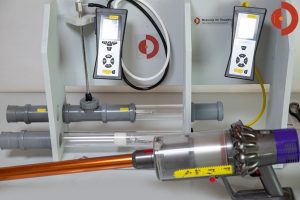 Dyson-V10-Saugleistung-Messungen-Druck-Pascal-und-Stroemung