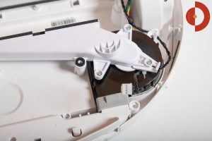 360-S6-Robot-Vacuum-Cleaner-aufschrauben-innen-7-Luefter