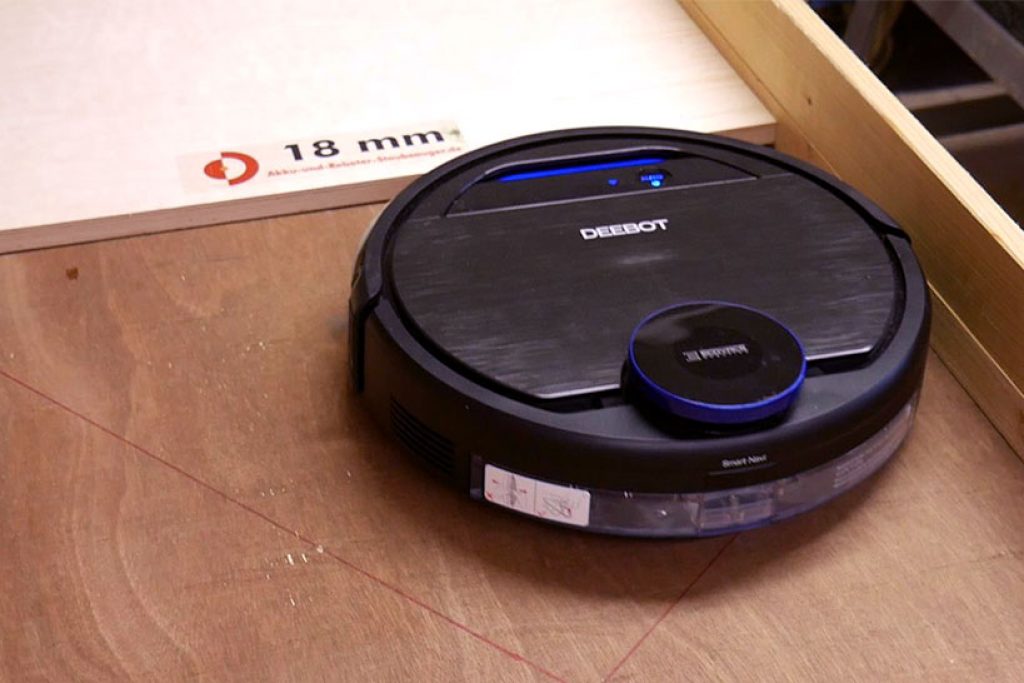 Deebot-OZMO-930-Tuerschwellen-Test