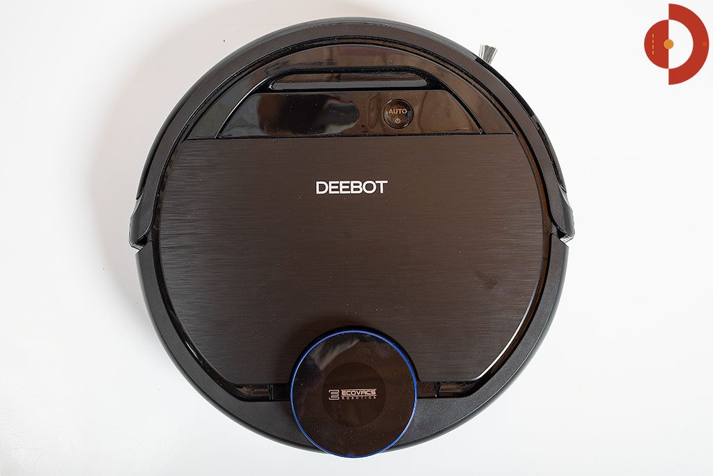 Ecovacs-Robotics-Deebot-OZMO-930-Test-Roboter-Draufsicht