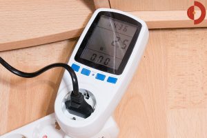 Ecovacs-Robotics-Deebot-OZMO-930-Test-Stromaufnahme