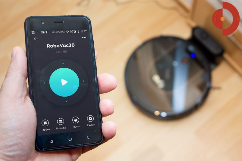 Eufy-RoboVac-30c-Test-Saugroboter-Vergleich-Smartphone