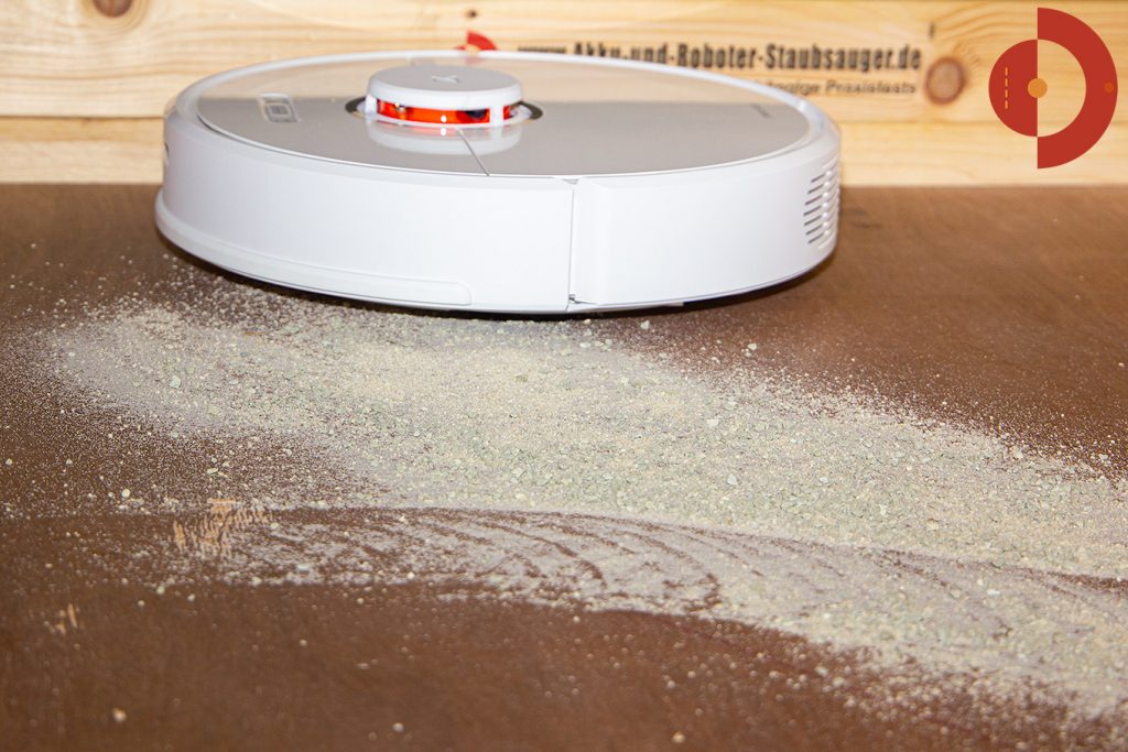 Roborock-S6-Test-Saugroboter-Katzenstreu-Test-2.