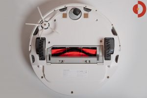 Roborock-S6-Test-Saugroboter4-von-unten.