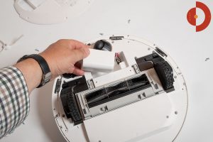 Saugroboter-360-s5-Aufgeschraubt-Akku