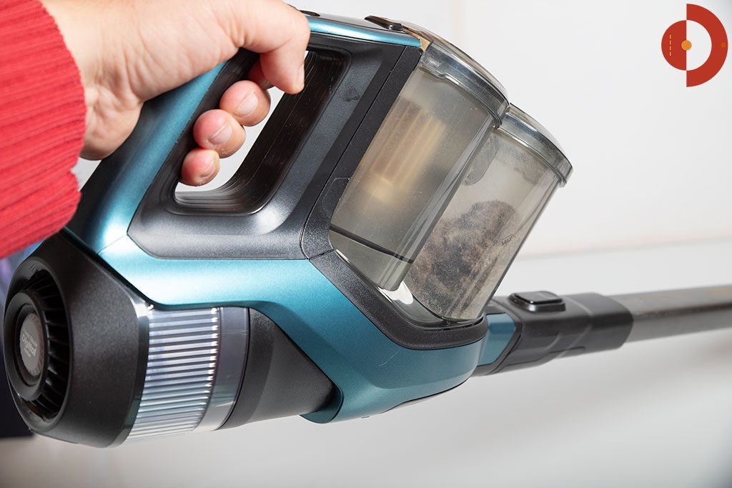 Philips-SpeedPro-Max-Plus-Aqua-XC8147-Test-Akkustaubsauger4