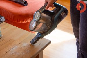 Philips-SpeedPro-Max-Plus-Aqua-XC8147-Test-Kruemel-saugen