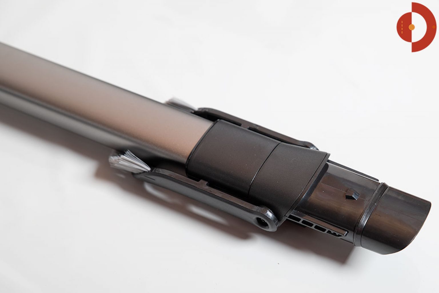 Philips Speedpro Max Aqua Plus Test Philips-SpeedPro-Max-Plus-Aqua-XC8147-Test-Saugrohr-mit-Buerste - Akku