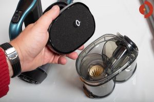 Philips-SpeedPro-Max-Plus-Aqua-XC8147-Test-Schmutzbehaelter
