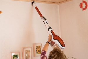 Rowenta-Air-Force-Flex-560-RH9474WO-Test-Decke-saugen