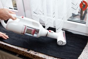 PUPPYOO-T10-Mix-Akkustaubsauger-Test-Wohnraum-Katzenhaare