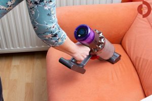 Dyson-V11-Absolute-Test-Couch-saugen-3