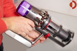 Dyson-V11-Absolute-Test-Filter-Entleeren-1