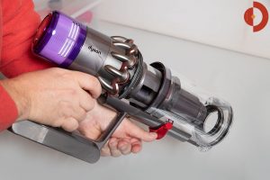 Dyson-V11-Absolute-Test-Filter-Entleeren-2