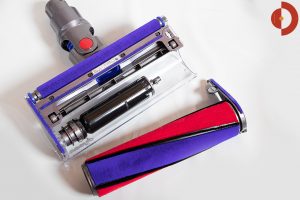 Dyson-V11-Absolute-Test-Softwalze-Walze-entnehmen-4