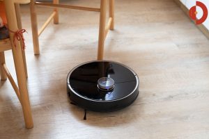 Lenovo-X1-Test-360-S7-Pro-Saugroboter-Kueche