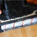 Bissell-CrossWave-Cordless-Test-Unterseite-nach-Teppich-Reinigung