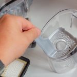 Bissell-CrossWave-Cordless-Test-Vergleich-Schmutzbehaelter-3