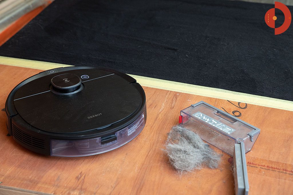 Ecovacs-Deebot-Ozmo-T8-AIVI-Test-Haare-testen-2