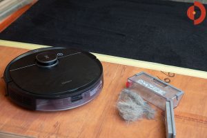 Ecovacs-Deebot-Ozmo-T8-AIVI-Test-Haare-testen-2
