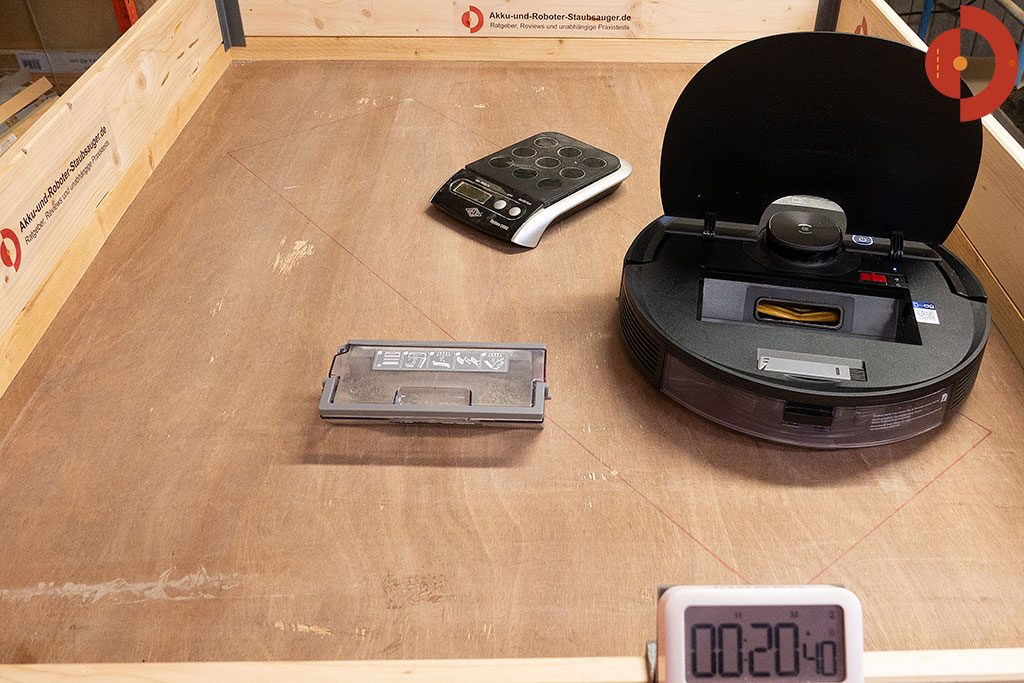Ecovacs-Deebot-Ozmo-T8-AIVI-Test-Katzenstreu-Test