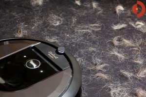 iRobot-Roomba-i7-Test-Haare-und-Tierhaare-saugen