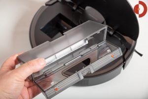 Dreame-Bot-L10-Pro-Test-Saugroboter-Schmutzfach-3
