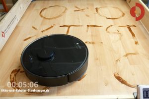 Dreame-Bot-L10-Pro-Wischroboter-Test-Laminat-5min