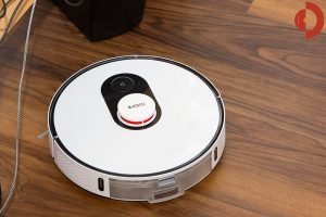 Roidmi-Eve-Plus-Test-Wohnraum-Vinylboden