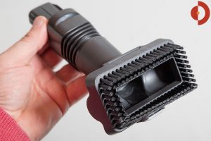Shark-IZ320EUT-Test-Staubbuerste-zwei-2